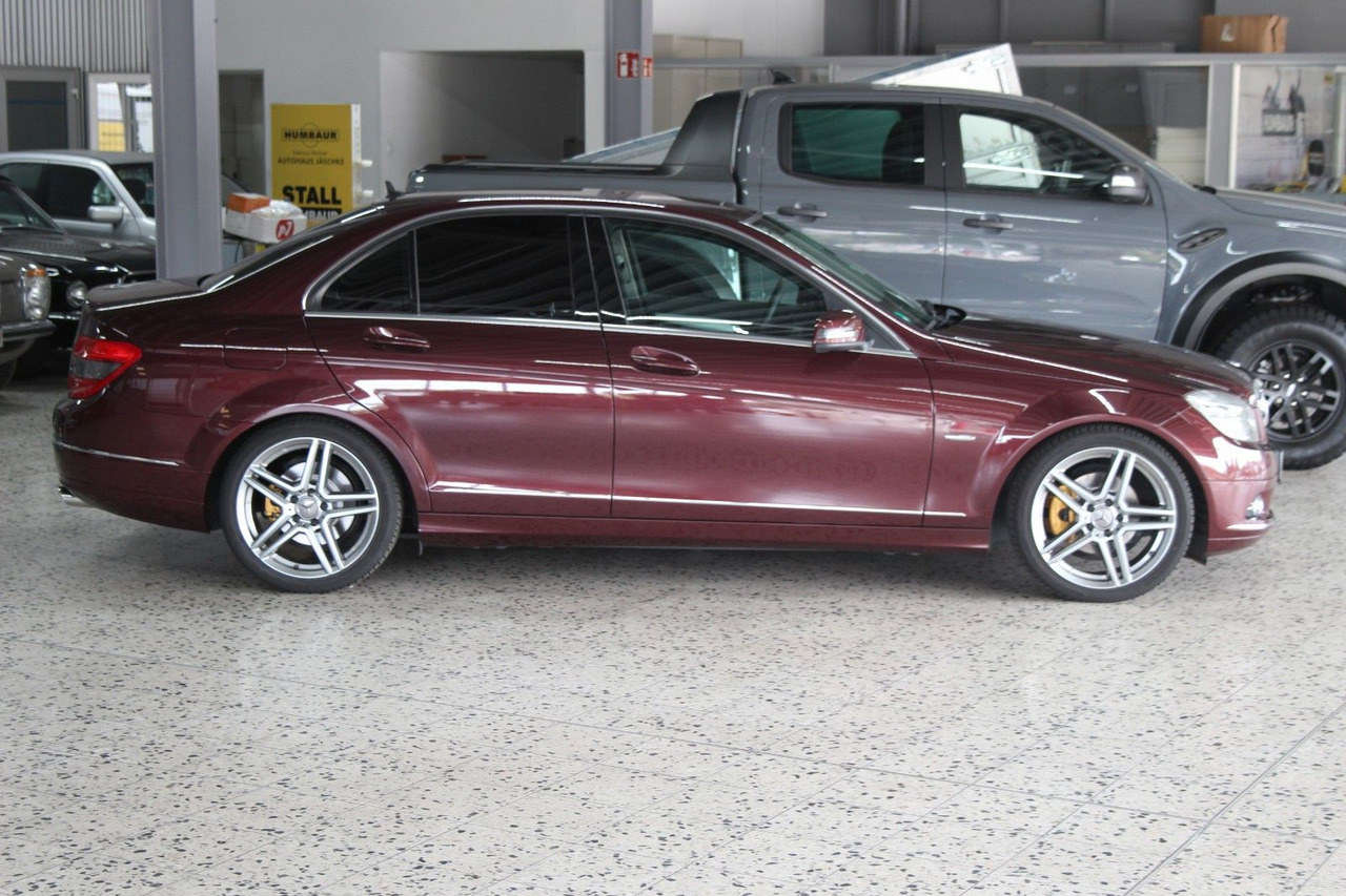 Mercedes-Benz C 230 Avantgarde Automatik sehr gepflegt! 130tKM - سيدان: صور 5 Mercedes-Benz C 230 Avantgarde Automatik sehr gepflegt! 130tKM - سيدان: صور 5