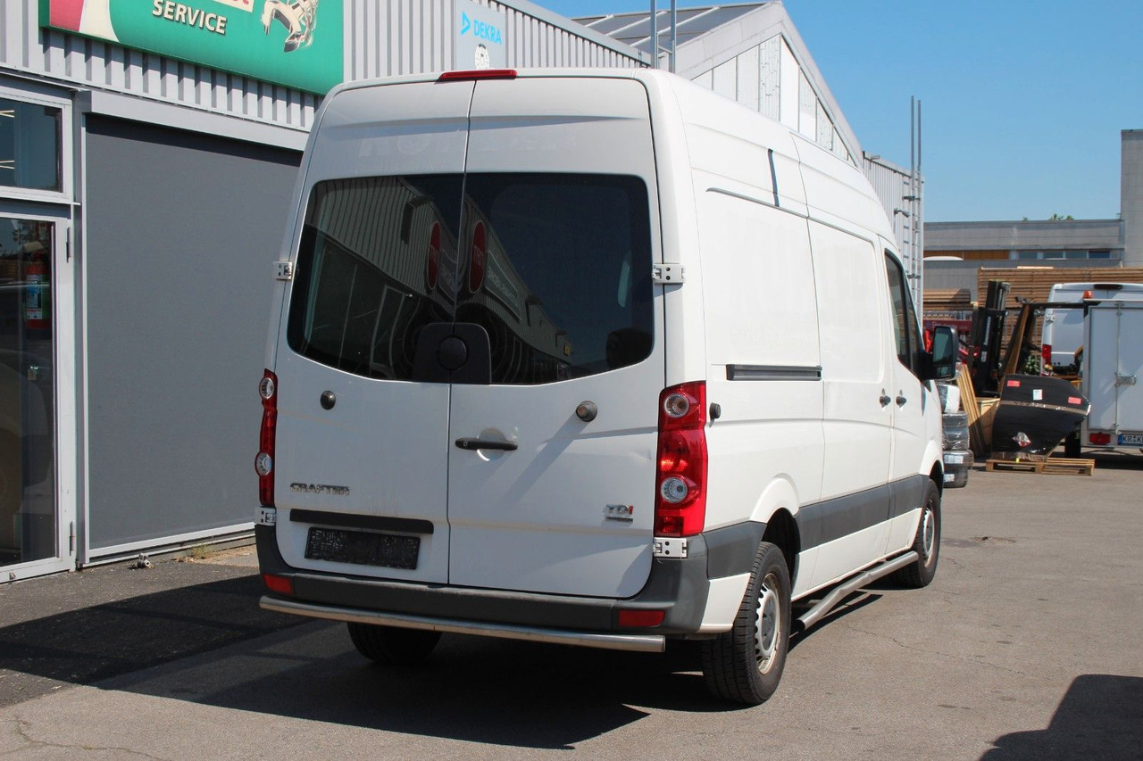 Volkswagen Crafter Kasten 35 mittel L2H2 KLIMA 1.Hand - ميكروباص: صور 3 Volkswagen Crafter Kasten 35 mittel L2H2 KLIMA 1.Hand - ميكروباص: صور 3