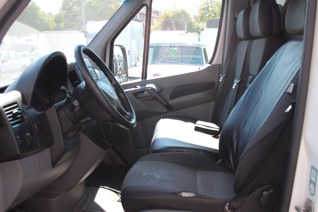 Volkswagen Crafter Kasten 35 mittel L2H2 KLIMA 1 - فان: صور 5 Volkswagen Crafter Kasten 35 mittel L2H2 KLIMA 1 - فان: صور 5