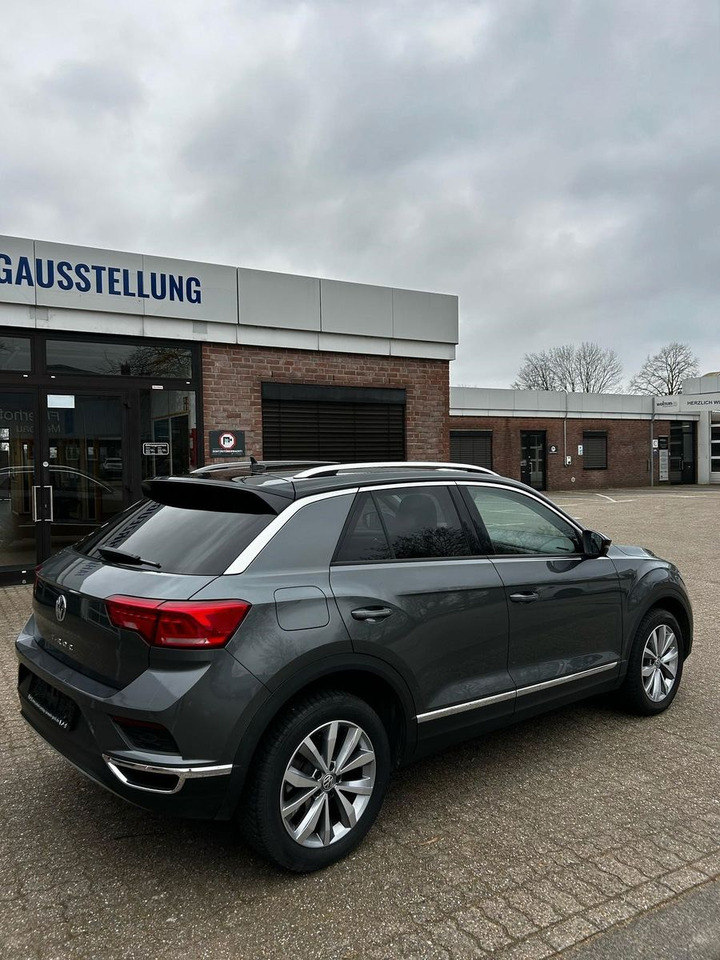 Volkswagen T-Roc Style - سيارة دفع رباعي: صور 4 Volkswagen T-Roc Style - سيارة دفع رباعي: صور 4