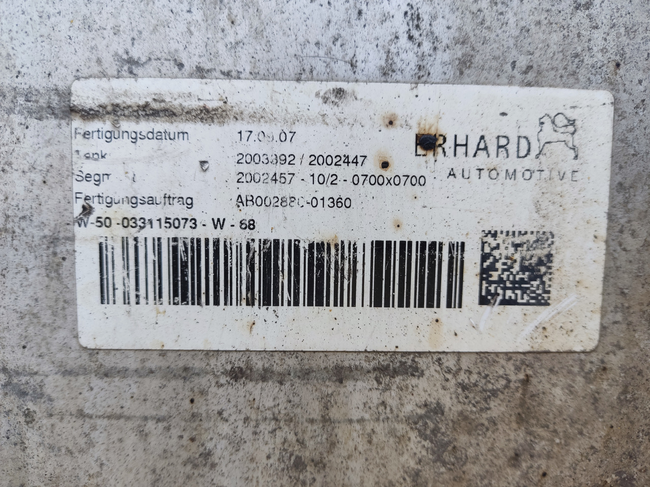MAN TGA TGX fuel tank 910L - خزان وقود: صور 4 MAN TGA TGX fuel tank 910L - خزان وقود: صور 4
