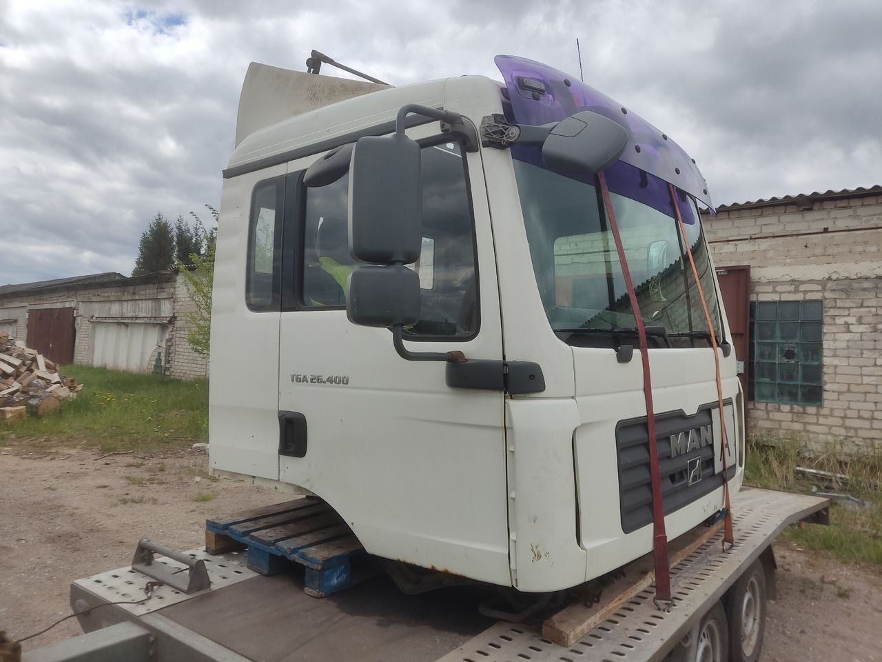 MAN cab F99/L17 - الكبائن: صور 1 MAN cab F99/L17 - الكبائن: صور 1