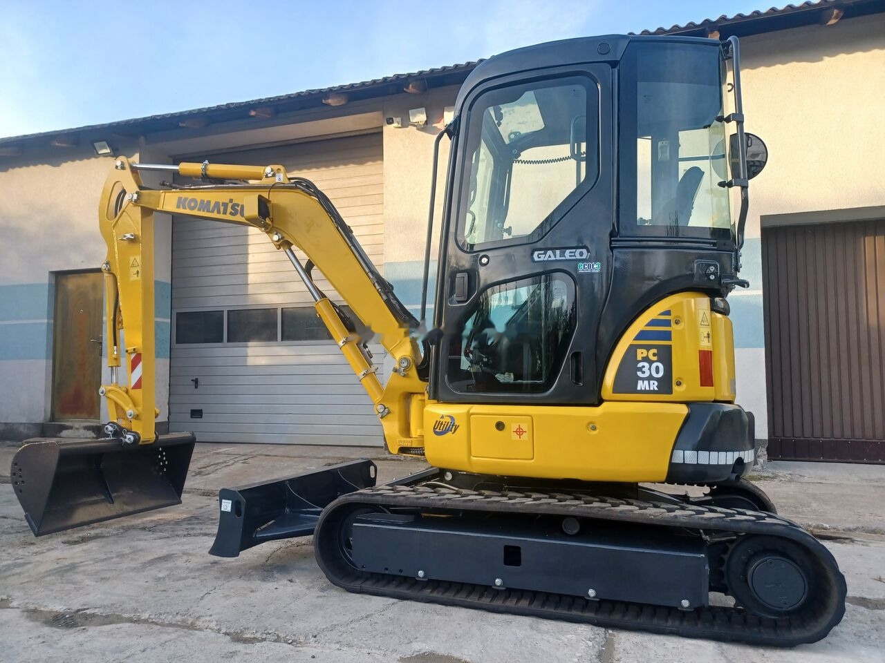 Komatsu PC30MR-3 - حفارة مصغرة: صور 3 Komatsu PC30MR-3 - حفارة مصغرة: صور 3