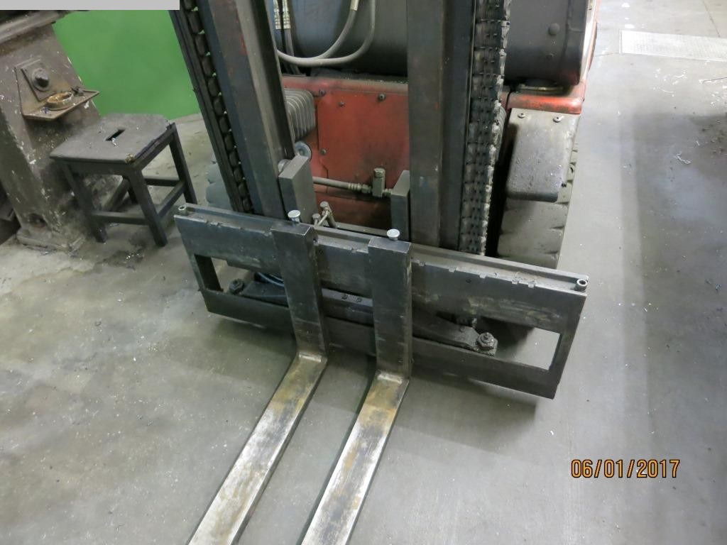 LINDE H25T - رافعة شوكية تعمل بالغاز: صور 4 LINDE H25T - رافعة شوكية تعمل بالغاز: صور 4