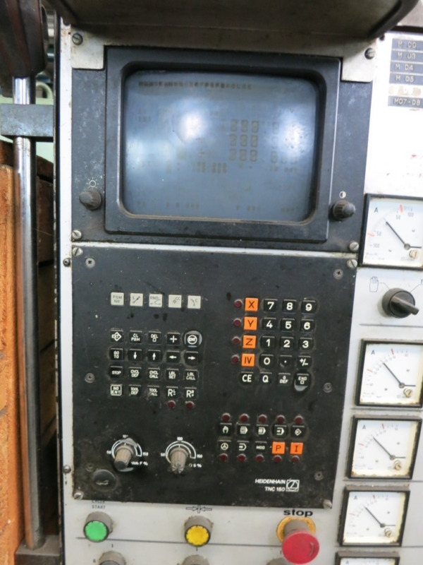 ZAYER KF4000CNC - آلة طحن المعادن: صور 4 ZAYER KF4000CNC - آلة طحن المعادن: صور 4