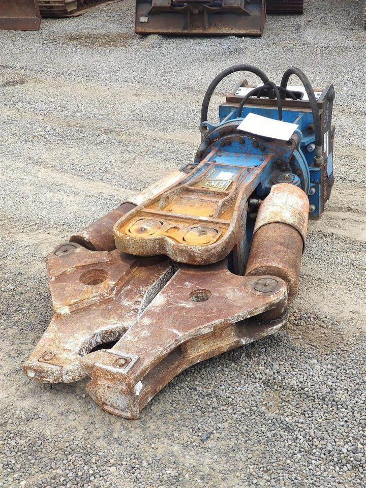 EMB CC2000M+ - ماكينة القص الهيدروليكي: صور 1 EMB CC2000M+ - ماكينة القص الهيدروليكي: صور 1