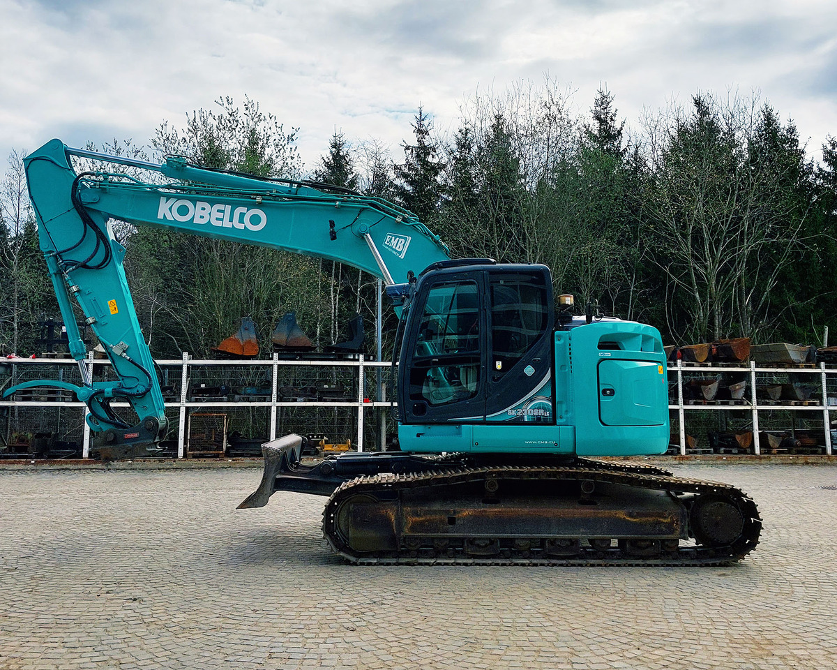 Kobelco SK230SRLC-5 - حفارات زحافة: صور 2 Kobelco SK230SRLC-5 - حفارات زحافة: صور 2