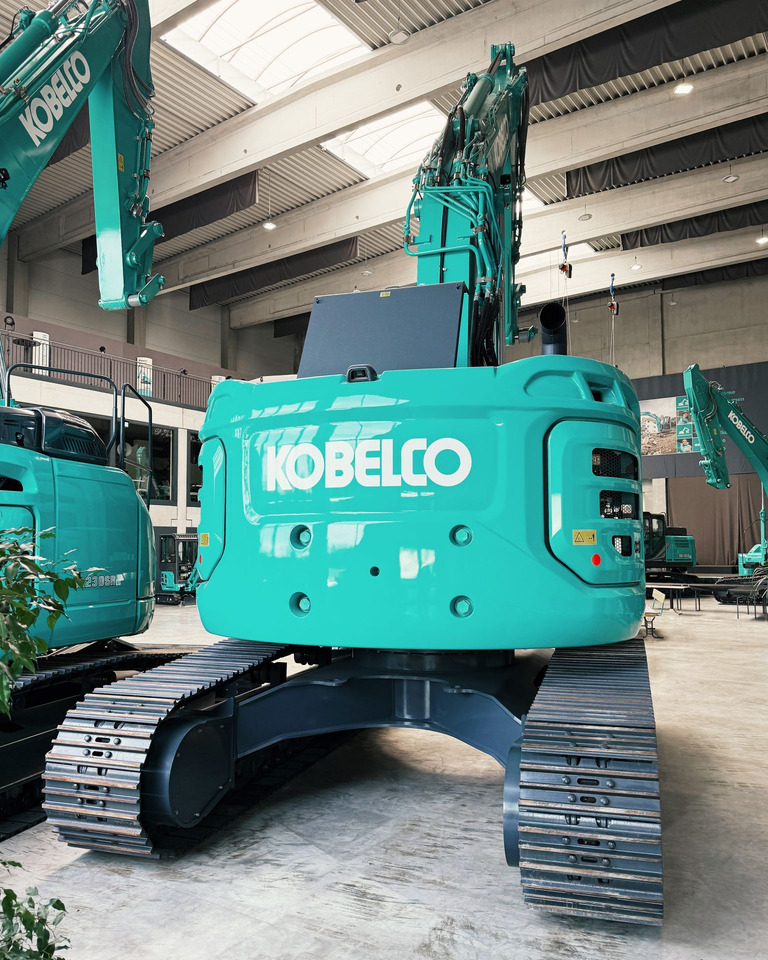 Kobelco SK380SRLC - آلات البناء: صور 3 Kobelco SK380SRLC - آلات البناء: صور 3