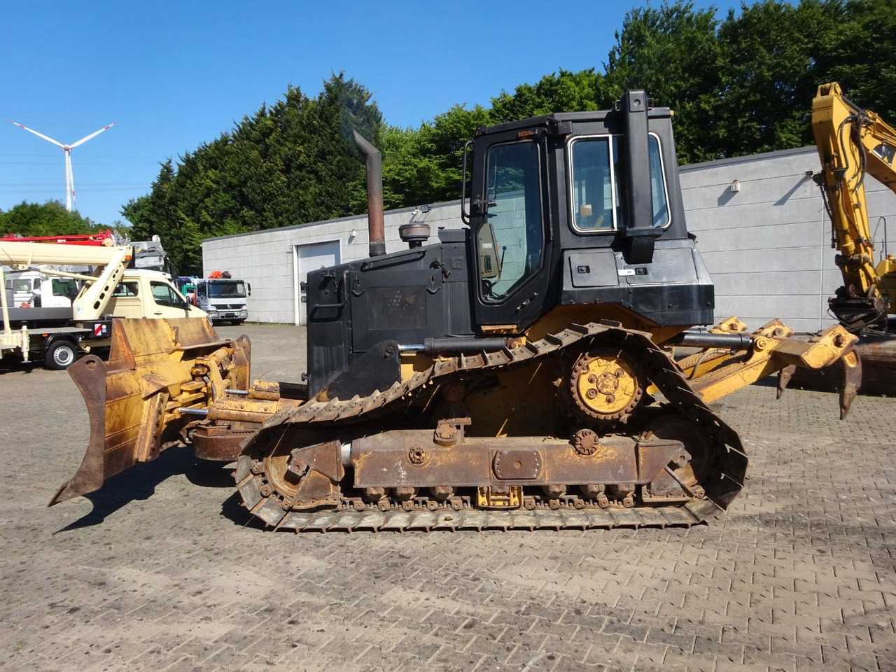 CAT D4H Raupe Planierschild nur 1989 Arbeitsstunden - بلدوزر: صور 5 CAT D4H Raupe Planierschild nur 1989 Arbeitsstunden - بلدوزر: صور 5