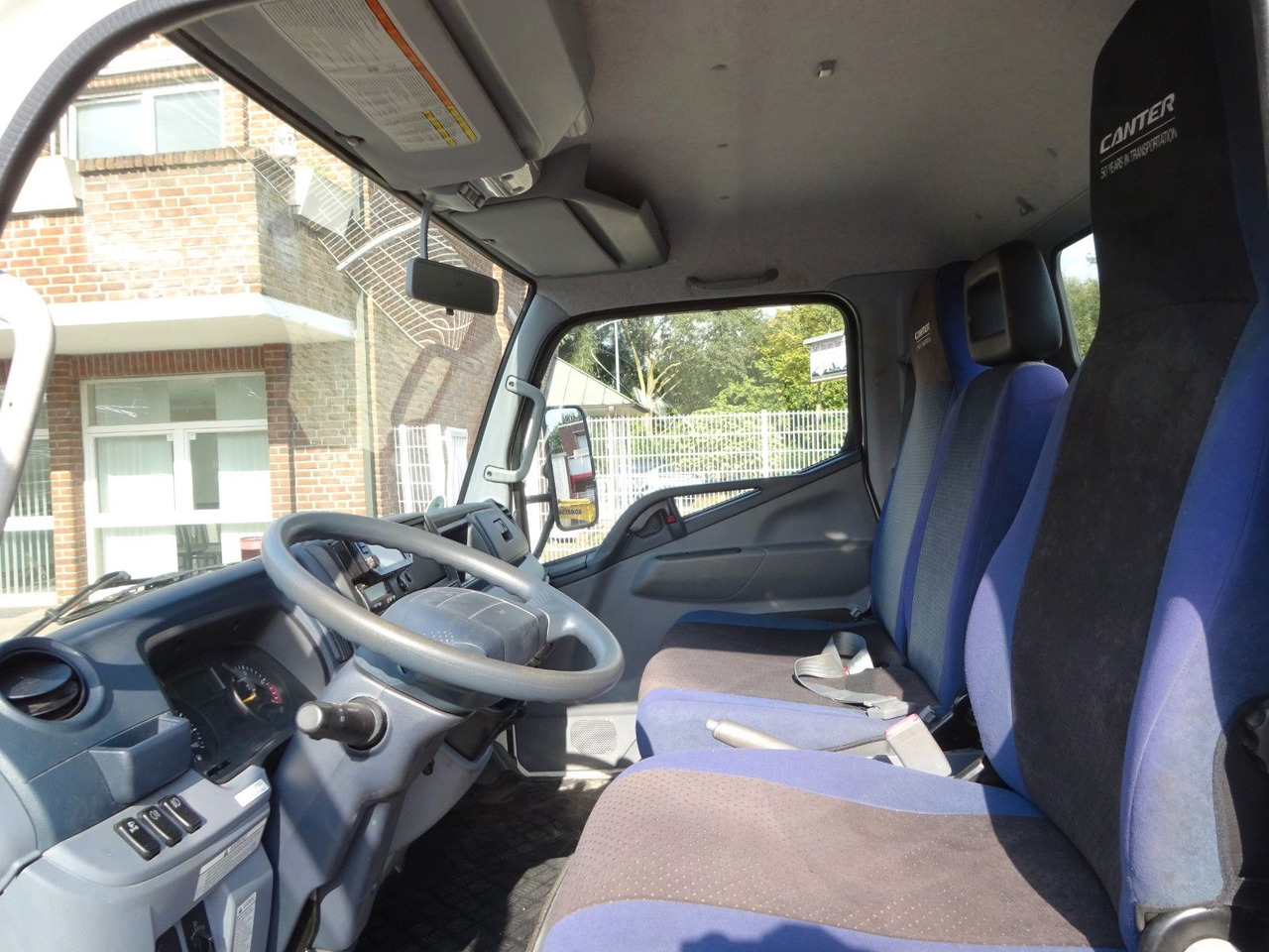 الشاحنات الصغيرة المسطحة جديد FUSO CANTER 7C15 Pritsche 4x2: صور 13 الشاحنات الصغيرة المسطحة جديد FUSO CANTER 7C15 Pritsche 4x2: صور 13