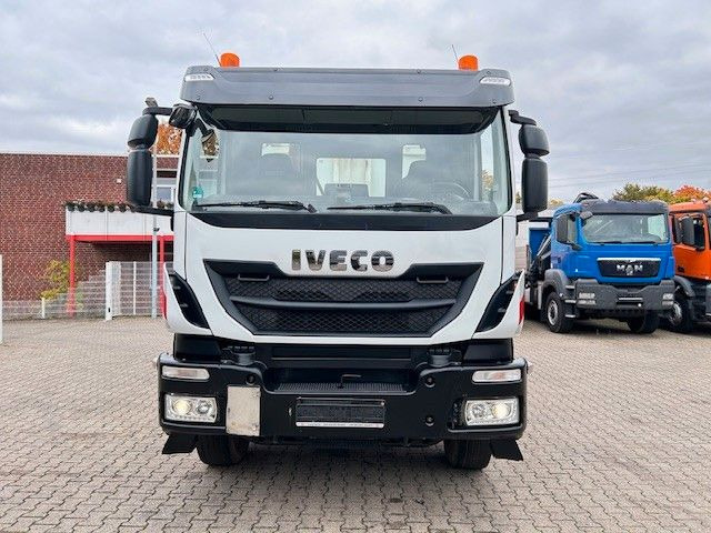 Iveco 410 TRAKKER Wechselsystem Kipper + Asphaltmulde - شاحنات قابلة للفك شاحنة: صور 5 Iveco 410 TRAKKER Wechselsystem Kipper + Asphaltmulde - شاحنات قابلة للفك شاحنة: صور 5
