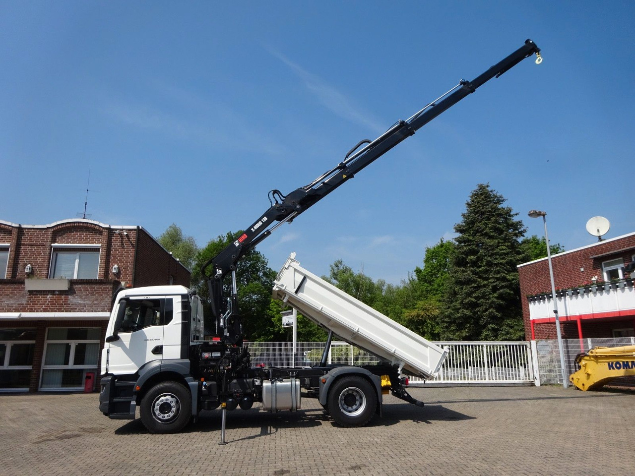 MAN 22.400 TGS + HIAB X-HIDUO 138 Kran - قلابات, شاحنة كرين: صور 4 MAN 22.400 TGS + HIAB X-HIDUO 138 Kran - قلابات, شاحنة كرين: صور 4