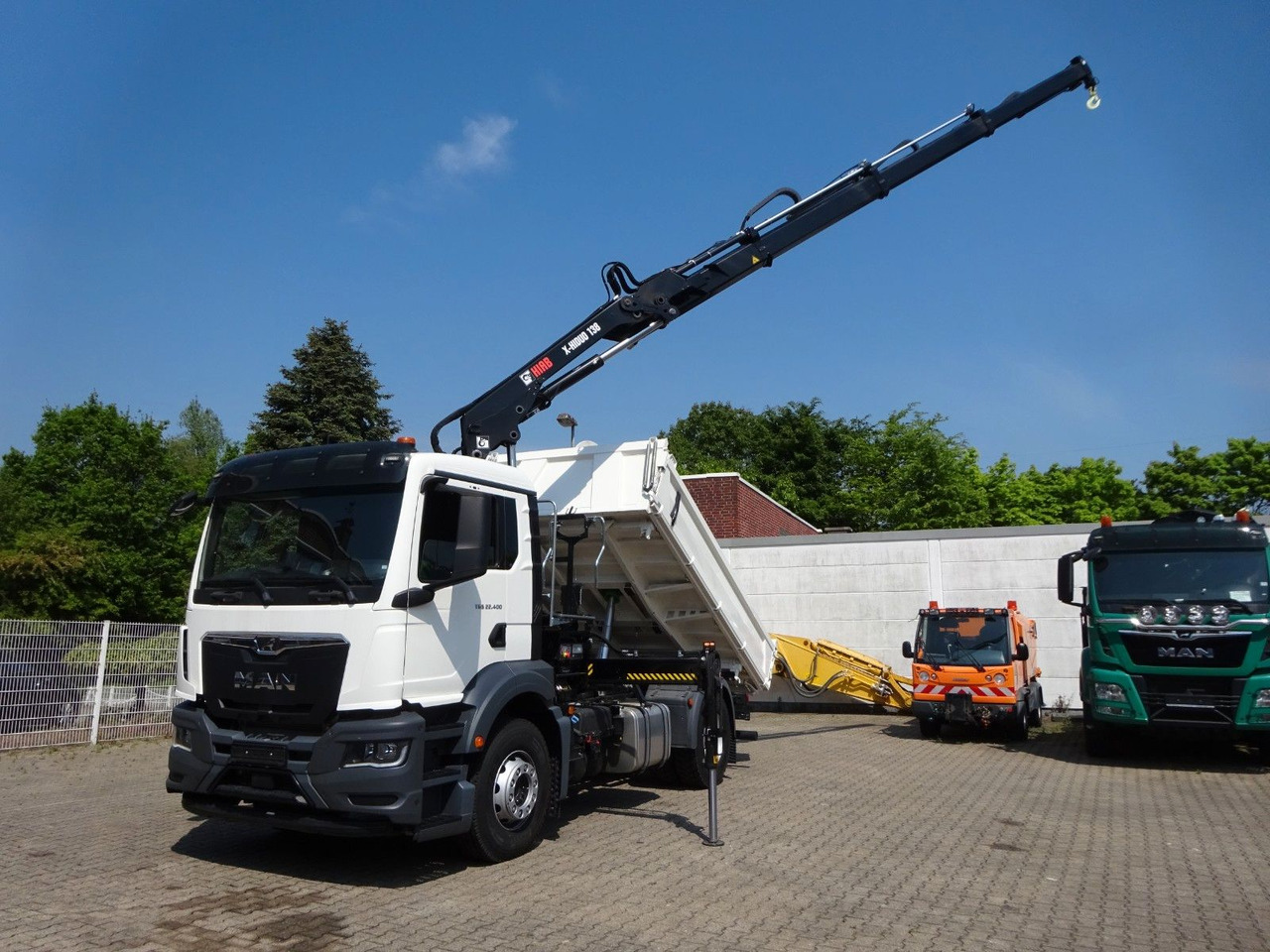 MAN 22.400 TGS + HIAB X-HIDUO 138 Kran - قلابات, شاحنة كرين: صور 3 MAN 22.400 TGS + HIAB X-HIDUO 138 Kran - قلابات, شاحنة كرين: صور 3