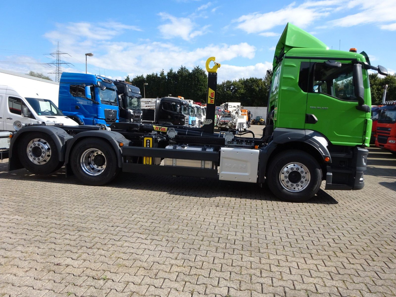MAN 26.520 TGS HYVA Abroller 6x2 NEU !!! MAN 26.520 TGS HYVA Abroller 6x2 NEU !!! - شاحنة ذات الخطاف: صور 2 MAN 26.520 TGS HYVA Abroller 6x2 NEU !!! MAN 26.520 TGS HYVA Abroller 6x2 NEU !!! - شاحنة ذات الخطاف: صور 2