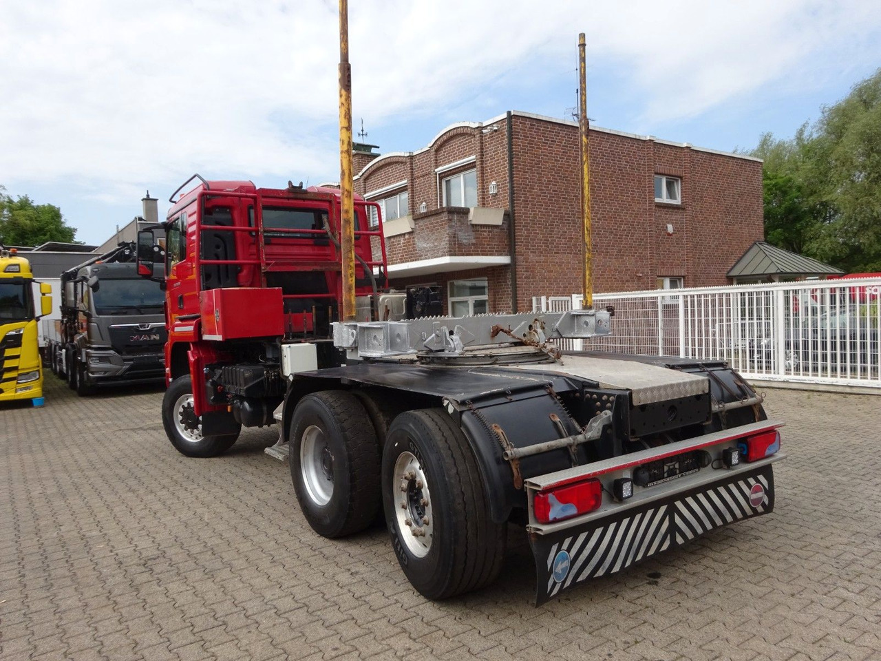 MAN 28.500 TGS mit Lift+Lenkachse Allrad - شاحنة جرار: صور 4 MAN 28.500 TGS mit Lift+Lenkachse Allrad - شاحنة جرار: صور 4