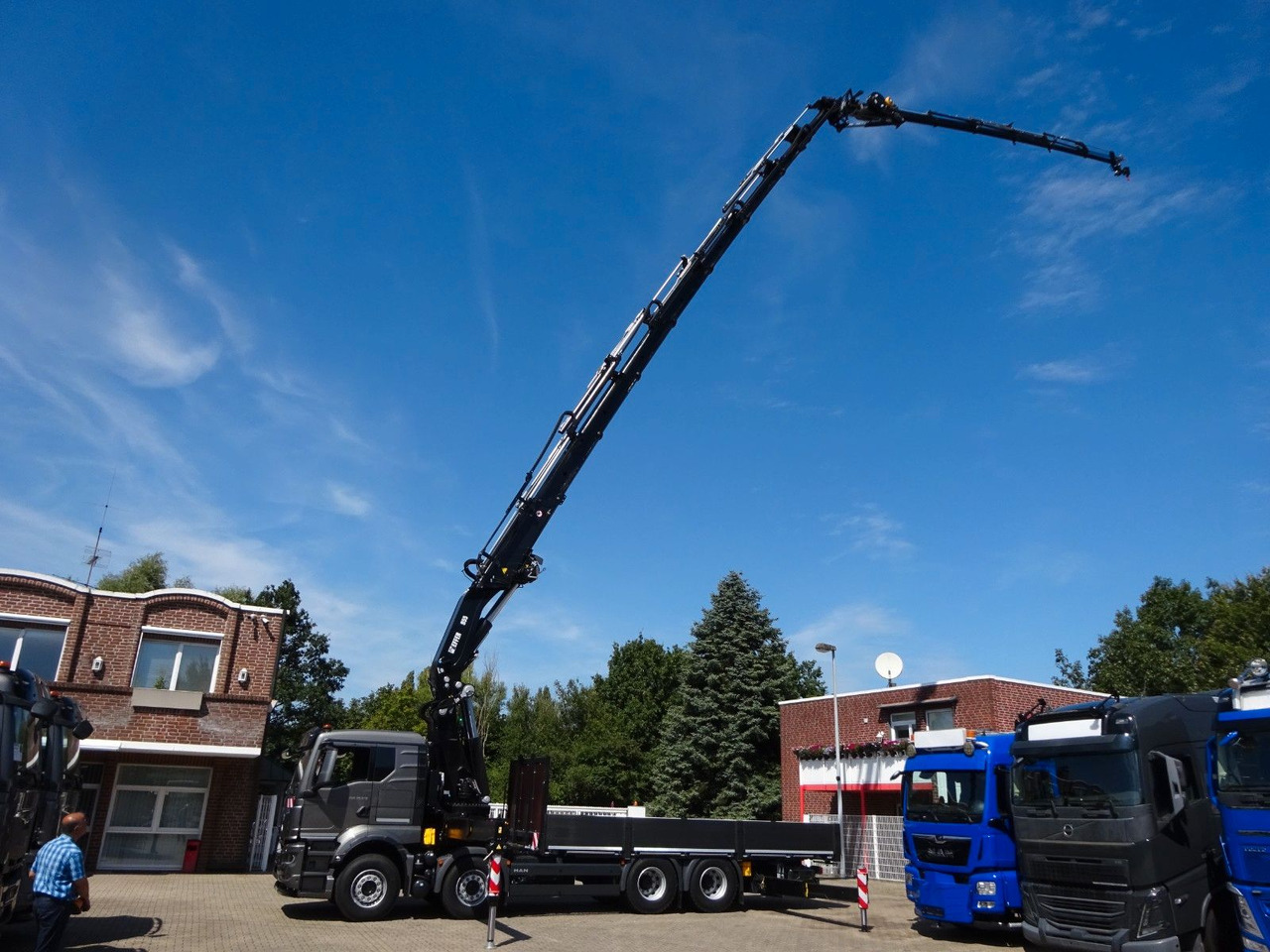 MAN 35.510 P+ 955 Effer jib Seilwind(100t Meterkran MAN 35.510 P+ 955 Effer jib Seilwind(100t Meterkran - شاحنة كرين, شاحنات مسطحة: صور 2 MAN 35.510 P+ 955 Effer jib Seilwind(100t Meterkran MAN 35.510 P+ 955 Effer jib Seilwind(100t Meterkran - شاحنة كرين, شاحنات مسطحة: صور 2