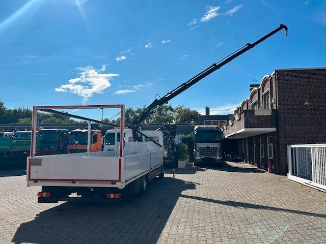 Mercedes-Benz 1221 Pritsche + HIAB XS077 ES 3 - 4x2 weiß - شاحنات مسطحة, شاحنة كرين: صور 4 Mercedes-Benz 1221 Pritsche + HIAB XS077 ES 3 - 4x2 weiß - شاحنات مسطحة, شاحنة كرين: صور 4