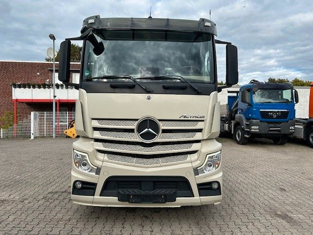 Mercedes-Benz 1848 Actros SZM mit Kipperpumpe 4x im Bestand - شاحنة جرار: صور 5 Mercedes-Benz 1848 Actros SZM mit Kipperpumpe 4x im Bestand - شاحنة جرار: صور 5