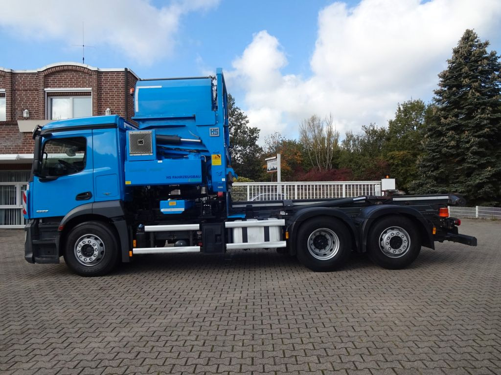 Mercedes-Benz 2533 Antos Presslader mit ASF für Papier - شاحنة ذات الخطاف: صور 2 Mercedes-Benz 2533 Antos Presslader mit ASF für Papier - شاحنة ذات الخطاف: صور 2