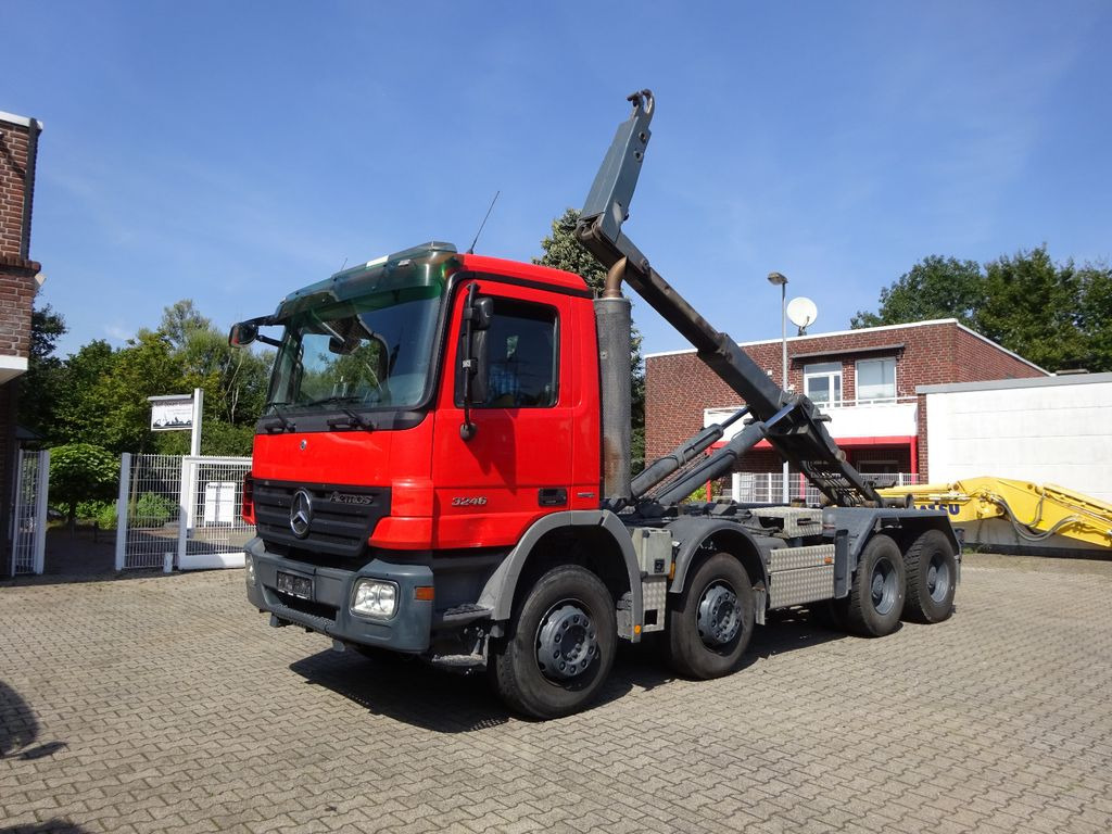 Mercedes-Benz 3246 Actros Abroller K45 8x4 Knickhacken - شاحنة ذات الخطاف: صور 2 Mercedes-Benz 3246 Actros Abroller K45 8x4 Knickhacken - شاحنة ذات الخطاف: صور 2