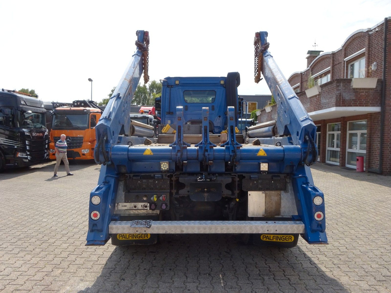 Mercedes-Benz Arocs 2645 Absetzkipper MEILLER 6x4 - قلابات: صور 5 Mercedes-Benz Arocs 2645 Absetzkipper MEILLER 6x4 - قلابات: صور 5