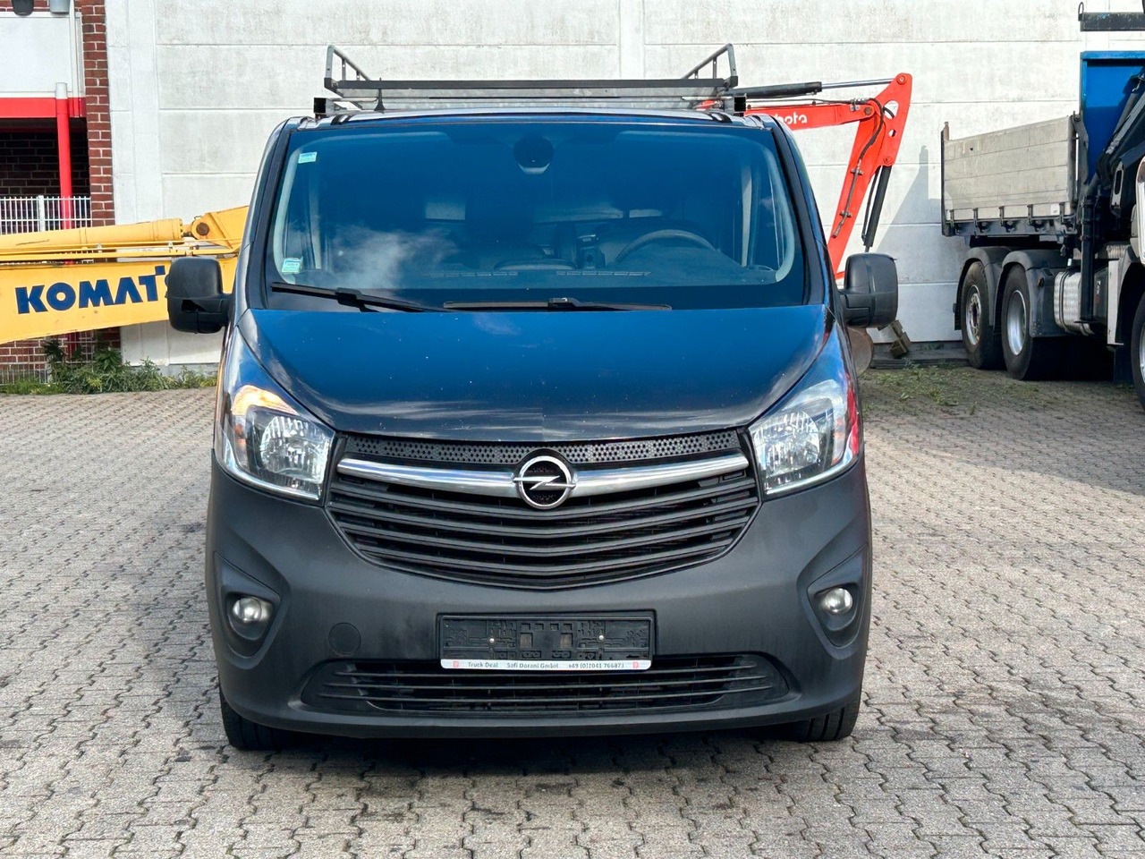 Opel Vivaro CDTI Kastenwagen 4x2 - فان المدمجة: صور 3 Opel Vivaro CDTI Kastenwagen 4x2 - فان المدمجة: صور 3