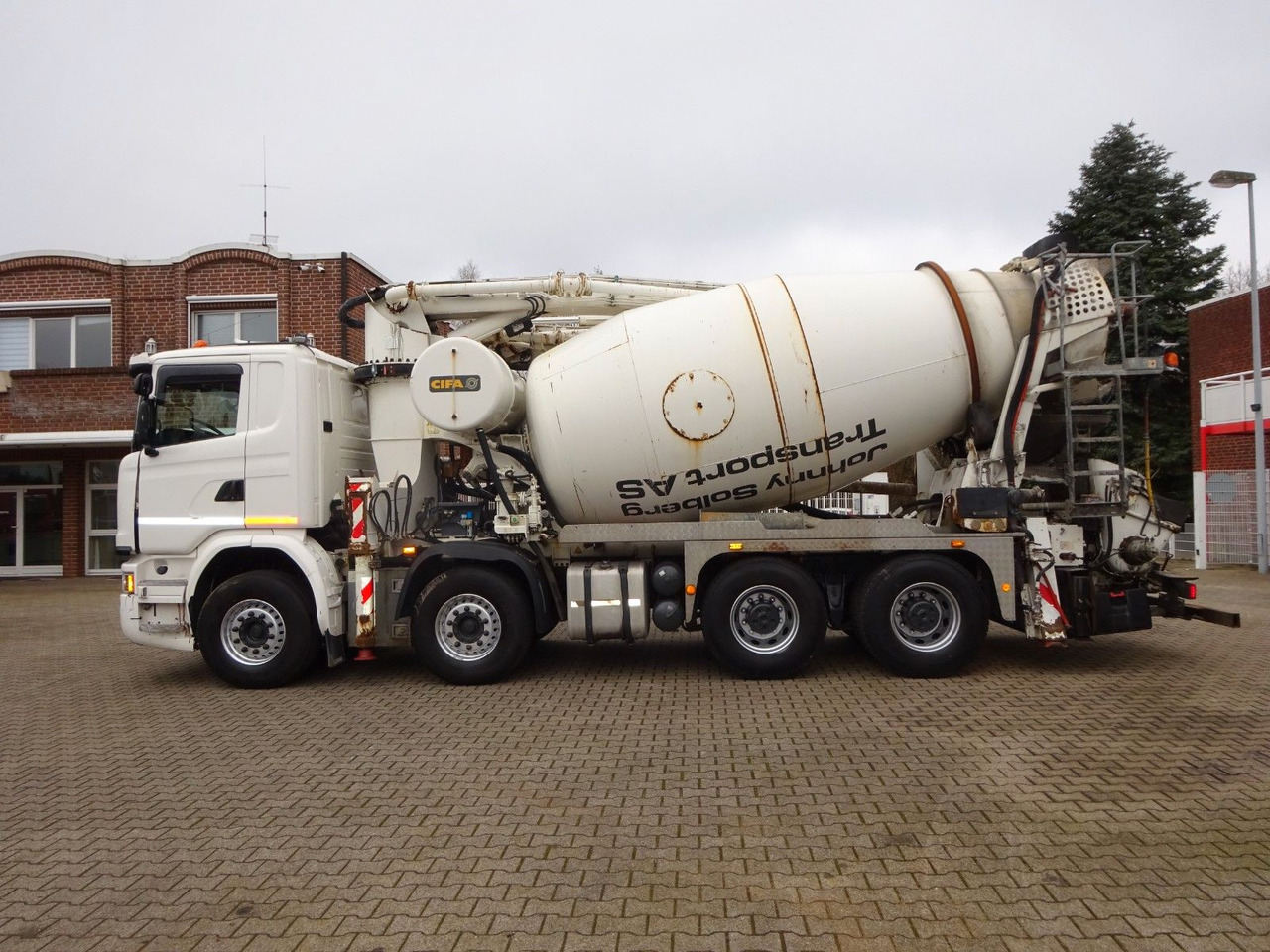 Scania PUMI CIFA 32 Meter 4 Knick. Scania PUMI CIFA 32 Meter 4 Knick. - مضخة خرسانة: صور 4 Scania PUMI CIFA 32 Meter 4 Knick. Scania PUMI CIFA 32 Meter 4 Knick. - مضخة خرسانة: صور 4