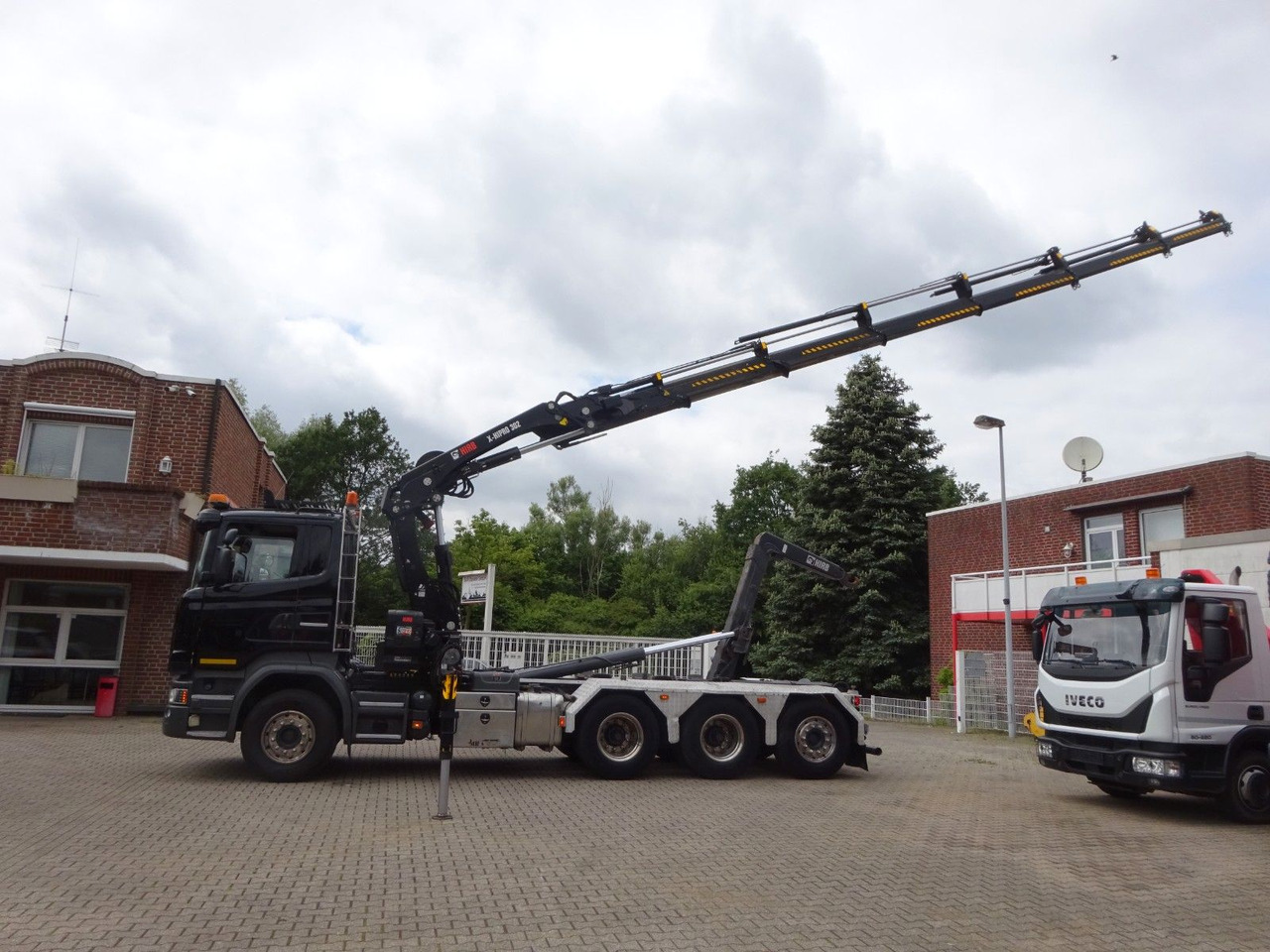Scania R490 Abroller + HIAB 302E-6 Bj.2021 !Kran TRIDEM Scania R490 Abroller + HIAB 302E-6 Bj.2021 !Kran TRIDEM - شاحنة كرين, شاحنة ذات الخطاف: صور 3 Scania R490 Abroller + HIAB 302E-6 Bj.2021 !Kran TRIDEM Scania R490 Abroller + HIAB 302E-6 Bj.2021 !Kran TRIDEM - شاحنة كرين, شاحنة ذات الخطاف: صور 3