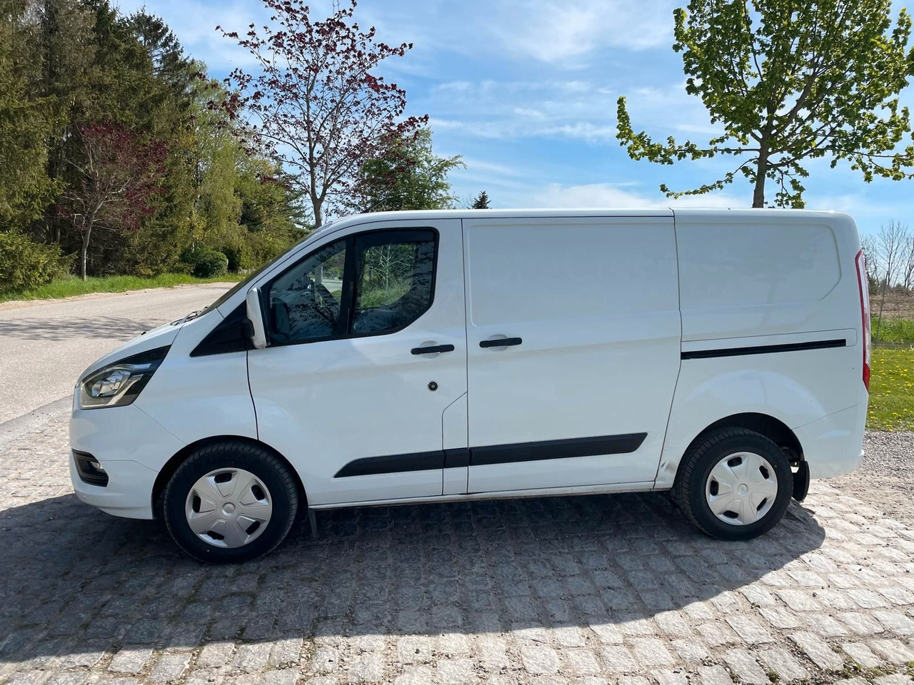Ford Transit Custom Kasten 280 L1 Trend *NEW TUV* - ميكروباص: صور 2 Ford Transit Custom Kasten 280 L1 Trend *NEW TUV* - ميكروباص: صور 2