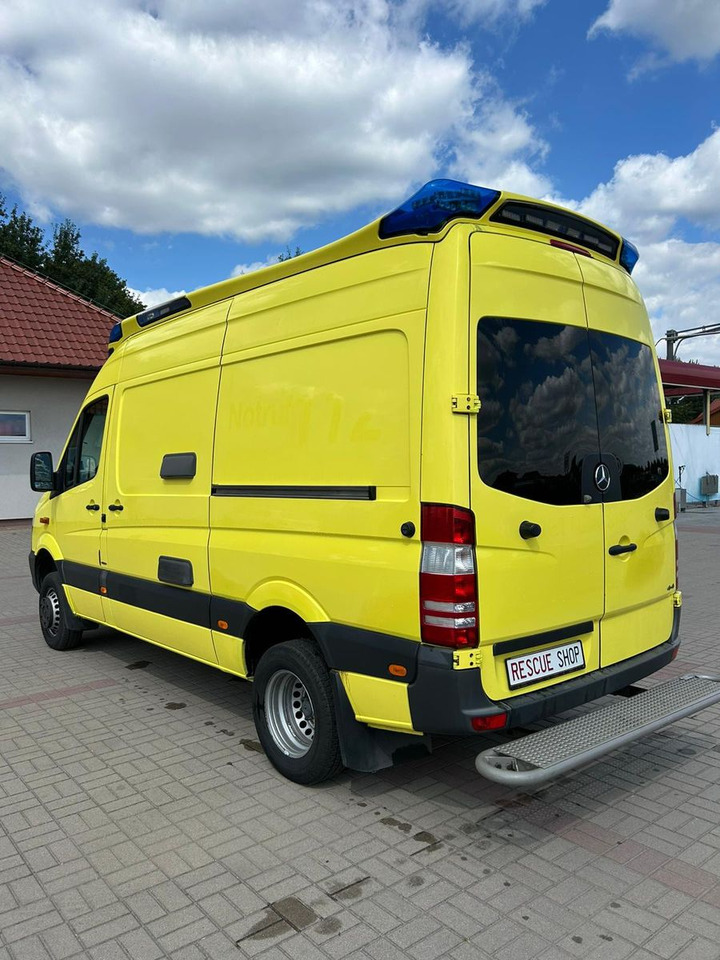 Mercedes-Benz Sprinter 519 CDI 4X4 **Ambulace** - ميكروباص: صور 3 Mercedes-Benz Sprinter 519 CDI 4X4 **Ambulace** - ميكروباص: صور 3