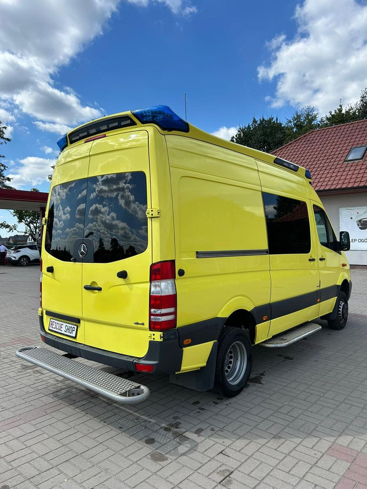 Mercedes-Benz Sprinter 519 CDI 4X4 **Ambulace** - ميكروباص: صور 4 Mercedes-Benz Sprinter 519 CDI 4X4 **Ambulace** - ميكروباص: صور 4