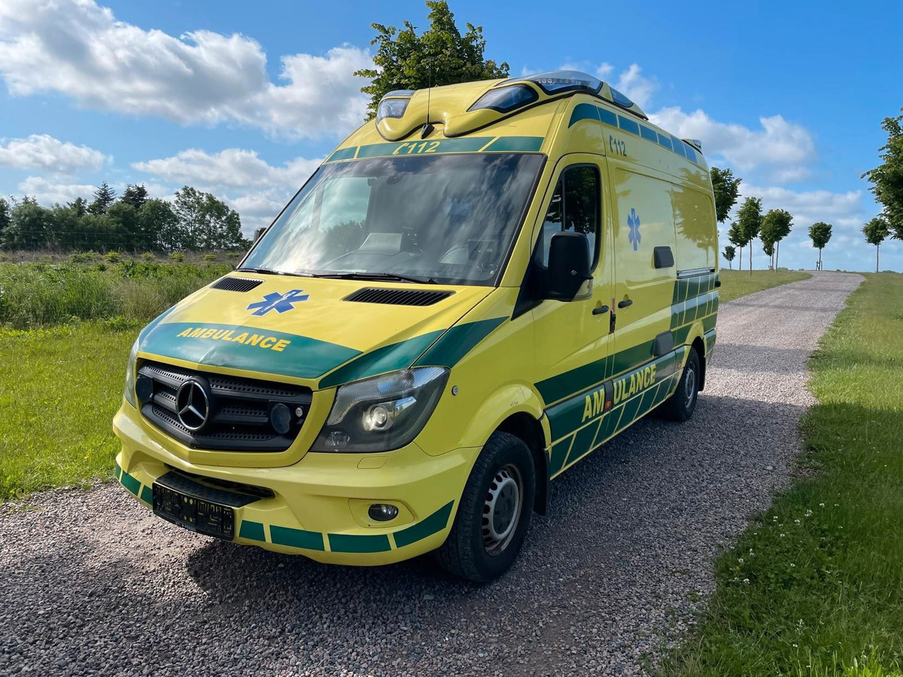 Mercedes-Benz Sprinter II Kasten 316 CDI Aut - سيارة إسعاف: صور 1 Mercedes-Benz Sprinter II Kasten 316 CDI Aut - سيارة إسعاف: صور 1