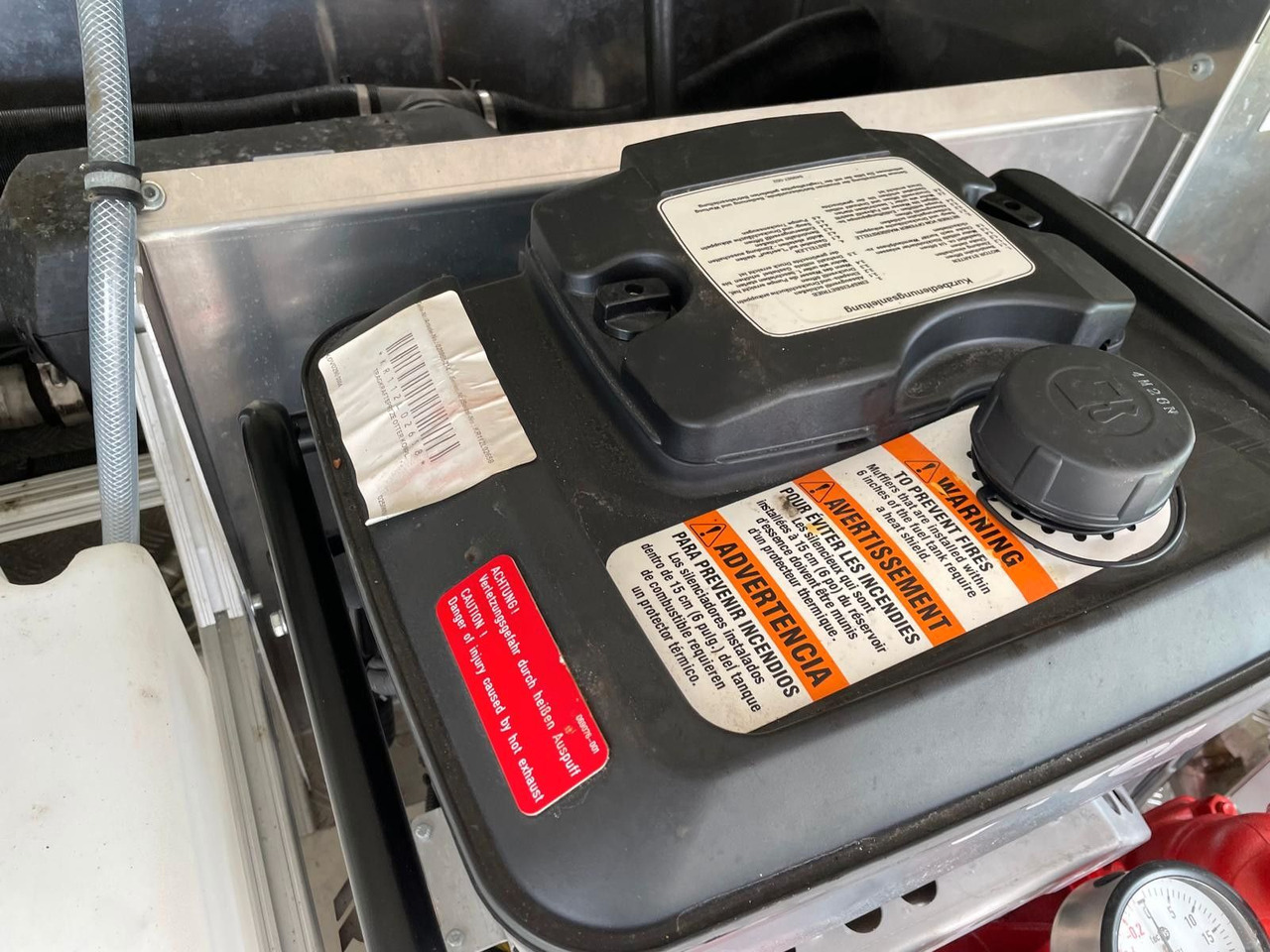 جسم السيارة ROSENBAUER Fire extinguishing container: صور 16 جسم السيارة ROSENBAUER Fire extinguishing container: صور 16