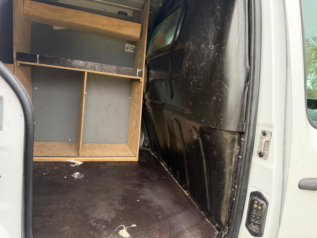 فان المدمجة Renault Kangoo Rapid 1.5 DCI Basis LONG: صور 18