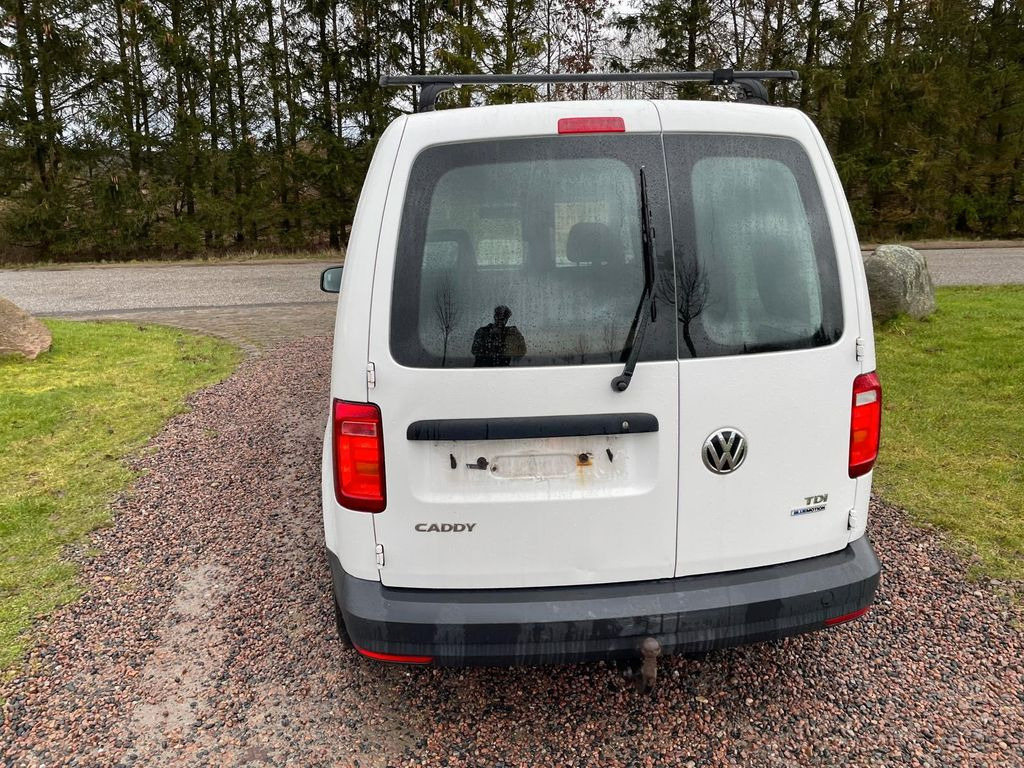 Volkswagen Caddy Kasten BlueMotion - فان المدمجة: صور 4 Volkswagen Caddy Kasten BlueMotion - فان المدمجة: صور 4