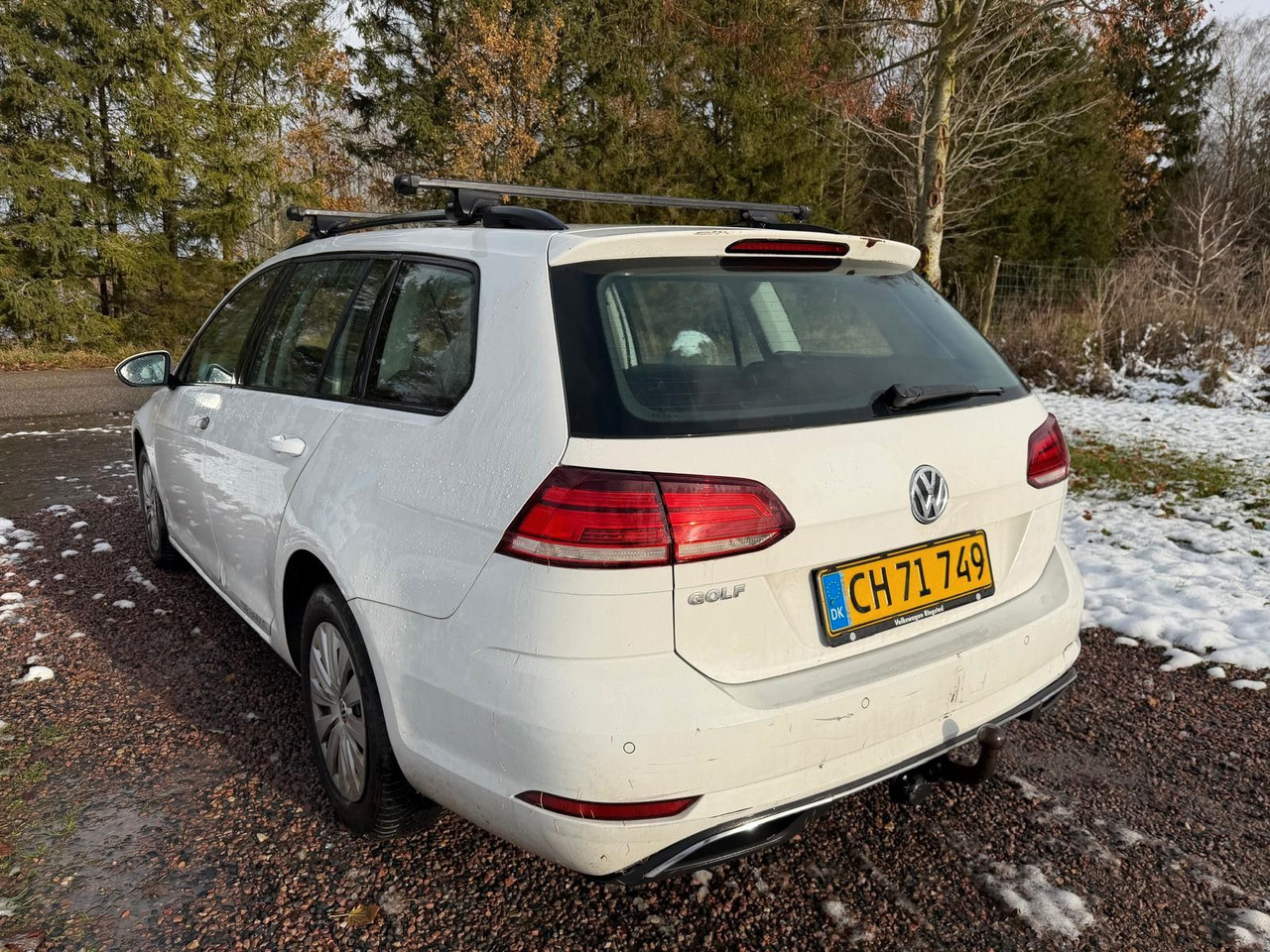 Volkswagen Golf VII Variant Comfortline - سيارة ستيشن: صور 3 Volkswagen Golf VII Variant Comfortline - سيارة ستيشن: صور 3