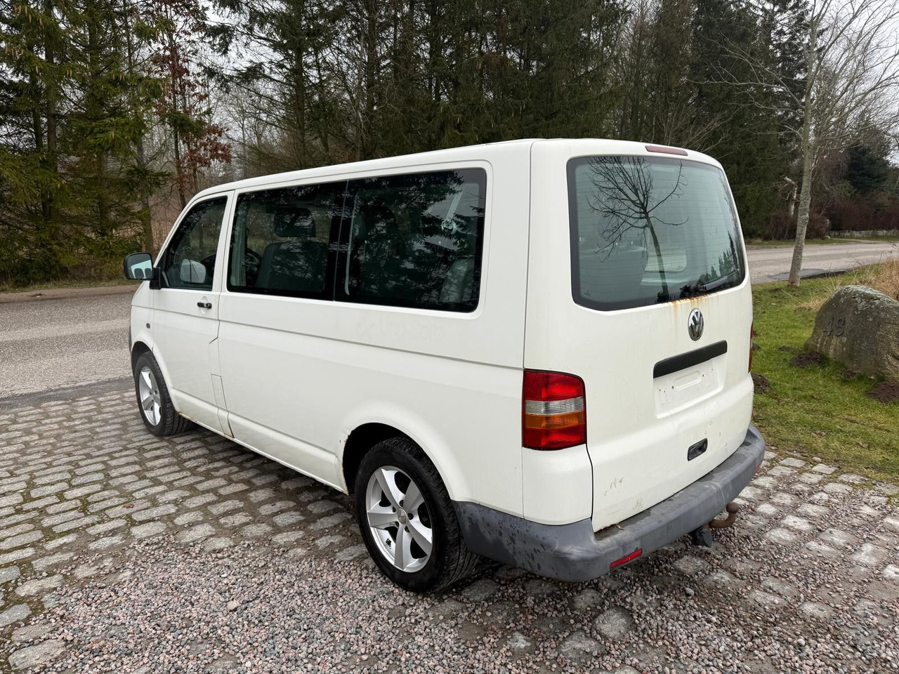 Volkswagen T5 Transporter 1.9 TDI *9 Sitze *RESERVED RO - ميكروباص: صور 3 Volkswagen T5 Transporter 1.9 TDI *9 Sitze *RESERVED RO - ميكروباص: صور 3