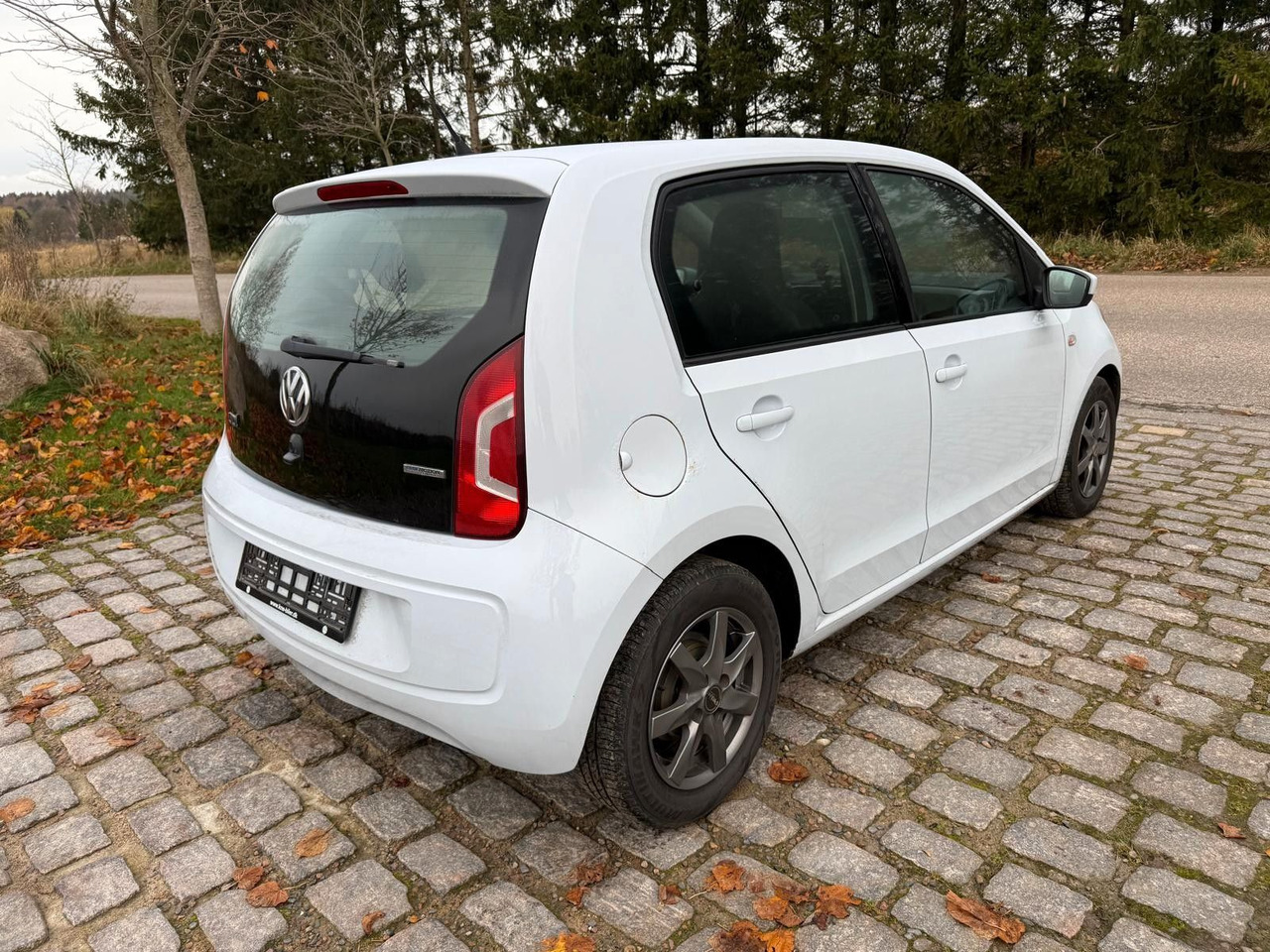 Volkswagen up! move up! BMT - سيارة: صور 5 Volkswagen up! move up! BMT - سيارة: صور 5