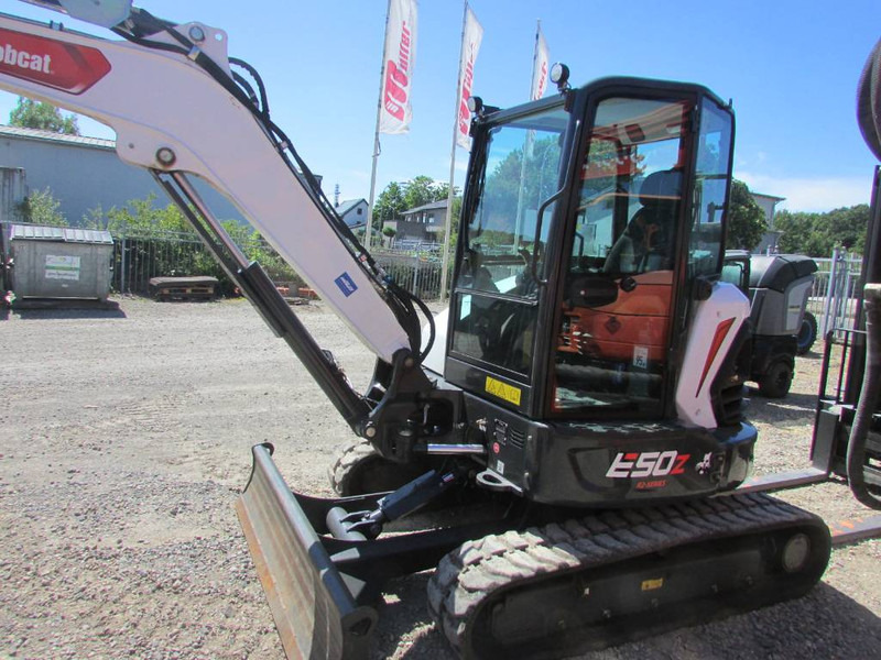 Bobcat E 50 Z 42.500 EUR - حفارة مصغرة: صور 5 Bobcat E 50 Z 42.500 EUR - حفارة مصغرة: صور 5