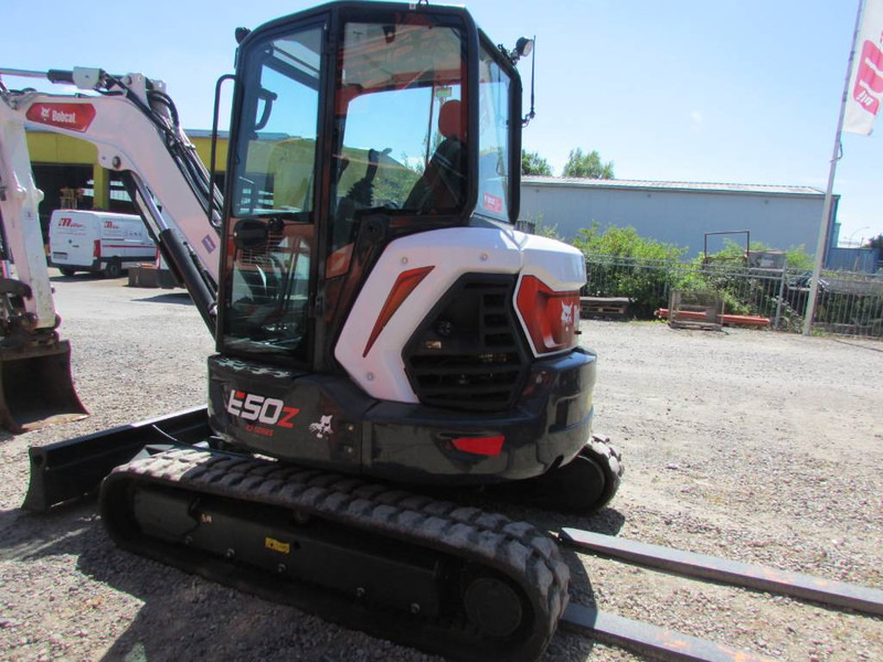 Bobcat E 50 Z 42.500 EUR - حفارة مصغرة: صور 4 Bobcat E 50 Z 42.500 EUR - حفارة مصغرة: صور 4