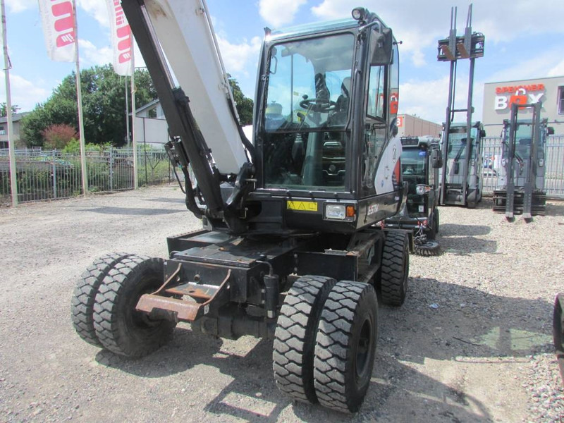 Bobcat E 57 W 35.000 EUR - حفارة على عجلات: صور 4 Bobcat E 57 W 35.000 EUR - حفارة على عجلات: صور 4