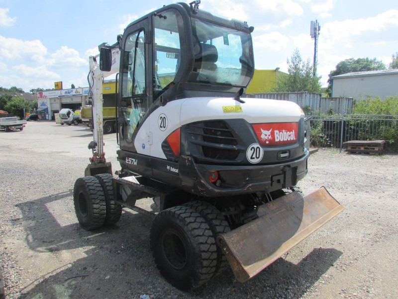Bobcat E 57 W 35.000 EUR - حفارة على عجلات: صور 5 Bobcat E 57 W 35.000 EUR - حفارة على عجلات: صور 5