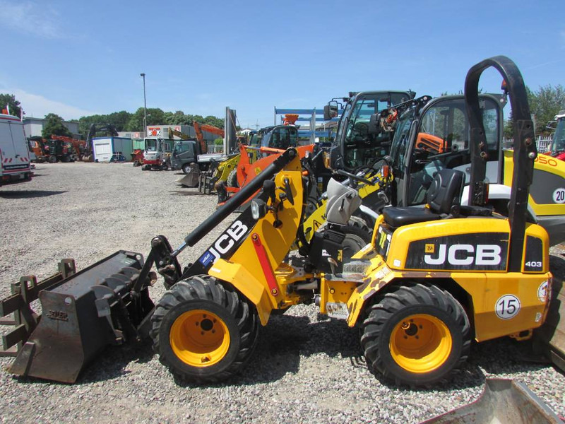 JCB 403 Radlader 22.500 EUR - اللودر بعجل: صور 1 JCB 403 Radlader 22.500 EUR - اللودر بعجل: صور 1
