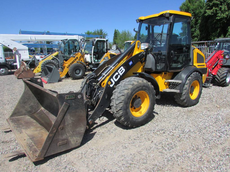 JCB 409 Radlader 29.000 EUR - اللودر بعجل: صور 2 JCB 409 Radlader 29.000 EUR - اللودر بعجل: صور 2
