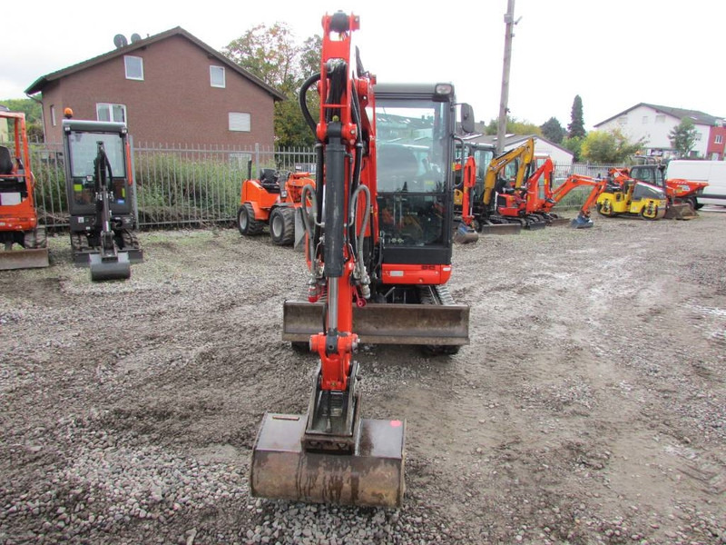 Kubota KX 027-4 HI Minibagger 31.000 EUR - حفارة مصغرة: صور 3 Kubota KX 027-4 HI Minibagger 31.000 EUR - حفارة مصغرة: صور 3