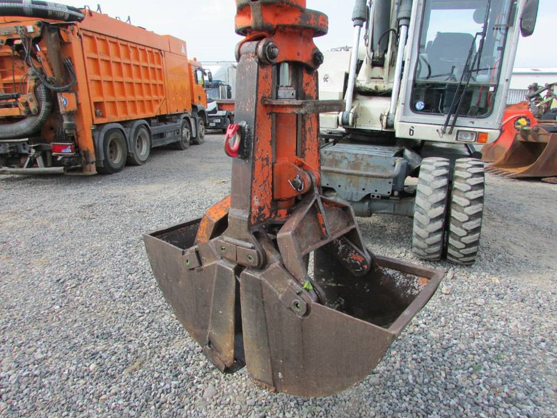 Terex TW 160 SR Mobilbagger Umschlagbagger - حفارة على عجلات: صور 5 Terex TW 160 SR Mobilbagger Umschlagbagger - حفارة على عجلات: صور 5