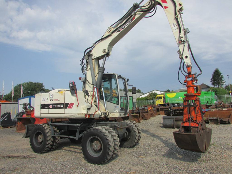 Terex TW 160 SR Mobilbagger Umschlagbagger - حفارة على عجلات: صور 1 Terex TW 160 SR Mobilbagger Umschlagbagger - حفارة على عجلات: صور 1