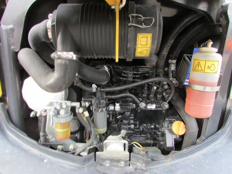 Yanmar Vio 25-4 Minibagger 19.500 EUR - حفارة مصغرة: صور 5 Yanmar Vio 25-4 Minibagger 19.500 EUR - حفارة مصغرة: صور 5