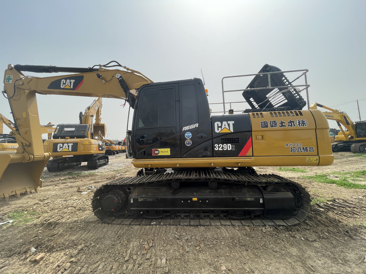 CATERPILLAR 329D2 - حفارات زحافة: صور 1 CATERPILLAR 329D2 - حفارات زحافة: صور 1