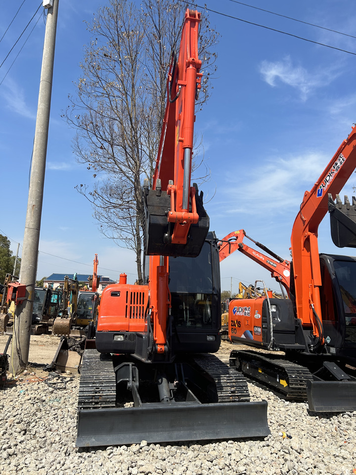 Doosan DX60 - حفارات زحافة: صور 2 Doosan DX60 - حفارات زحافة: صور 2